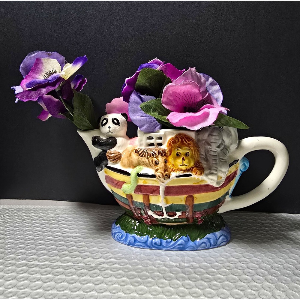 New World Specialties Animal Pattern Ceramic Teapot Glossy16oz 5x7 China*NO LID*
